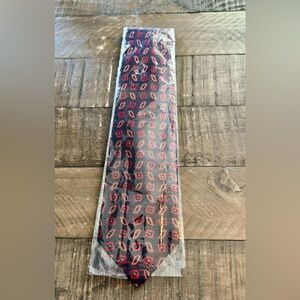 HUNTINGTON MENS TIE